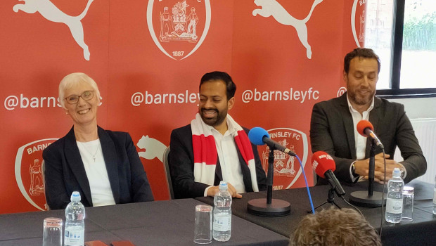 RAISED IN THE EFL: BOBBY HASSELL - News - Barnsley Football Club